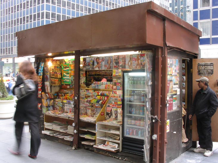 Newsstand, East 42nd Street, Midtown Manhattan