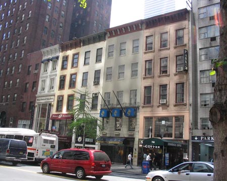 57th Street between Park Avenue and Lexington Avenue, South Side, Midtown Manhattan