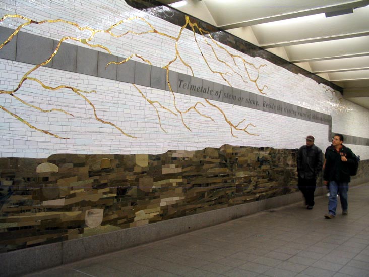 5 Avenue-Bryant Park Subway Station, Midtown Manhattan