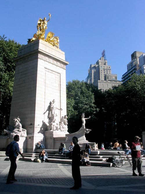 Maine Monument, Columbus Circle, Midtown Manhattan, October 6, 2004
