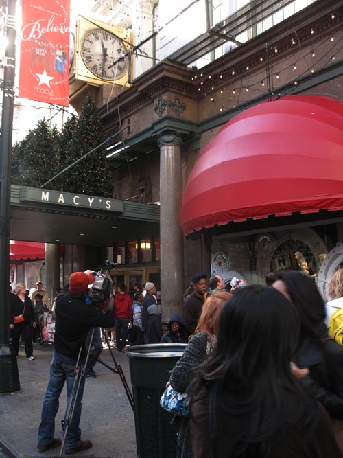 Macy's, 34th Street and Sixth Avenue, Midtown Manhattan, November 25, 2011