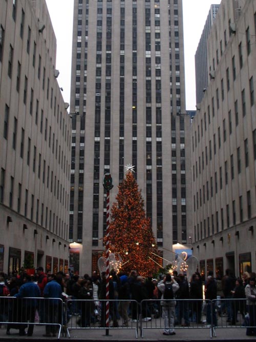 Rockefeller Center Christmas Tree, Rockefeller Center, Midtown Manhattan, January 2, 2006