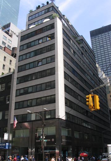 Fifth Avenue and 47th Street, NE Corner, Midtown Manhattan