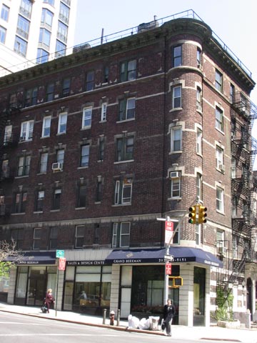 First Avenue and 50th Street, NE Corner, Midtown Manhattan