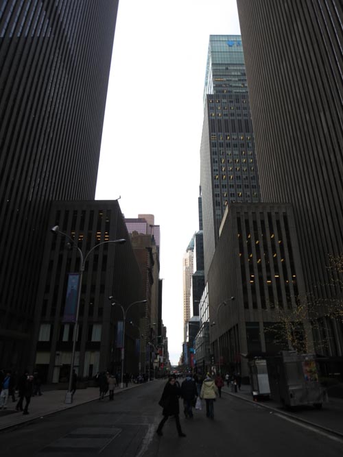 48th Street Near Sixth Avenue, Midtown Manhattan, December 31, 2012, 2:36 p.m.