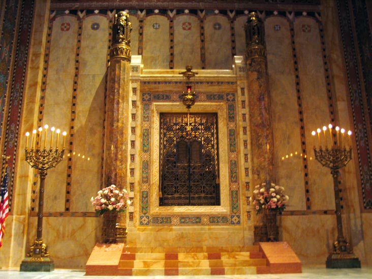 Temple Emanu-El, 1 East 65th Street, Upper East Side, Manhattan