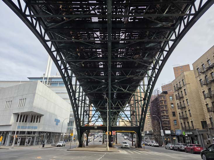 Looking North Up Broadway From 125th Street, Manhattanville, Manhattan, January 23, 2026