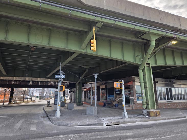 Marginal Street at 125th Street, Manhattanville, Manhattan, January 23, 2026
