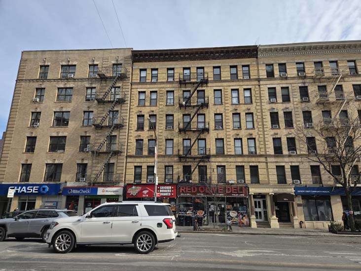 North Side of 125th Street Between Broadway and Old Broadway, Harlem, Manhattan, January 23, 2026