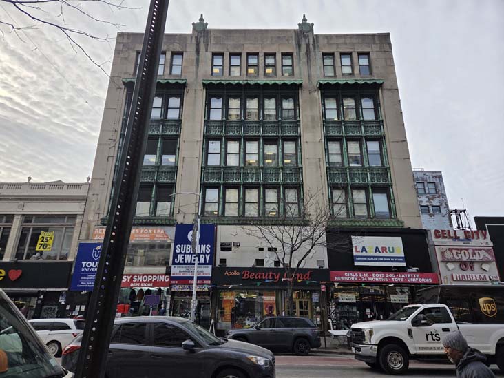 South Side of 125th Street Between Frederick Douglass Boulevard and Adam Clayton Powell, Jr. Boulevard, Harlem, Manhattan, January 23, 2026