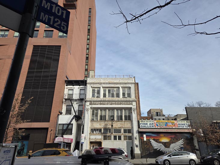 North Side of 125th Street Between Fifth Avenue and Madison Avenue, East Harlem, Manhattan, January 23, 2026