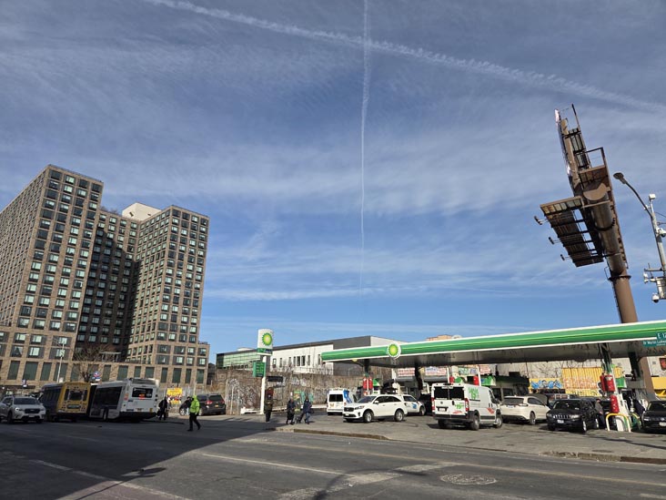 North Side of 125th Street Between Second Avenue and Third Avenue, East Harlem, Manhattan, January 23, 2026