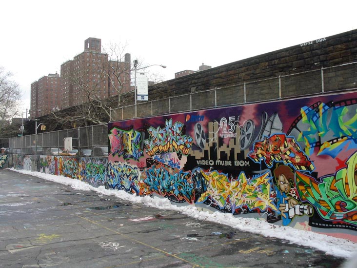 Graffiti Hall of Fame, 106th Street and Park Avenue, East Harlem, Manhattan