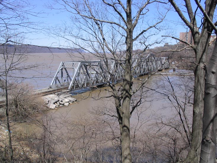 Amtrak Turntable Bridge from Inwood Hill Park, Inwood, Manhattan
