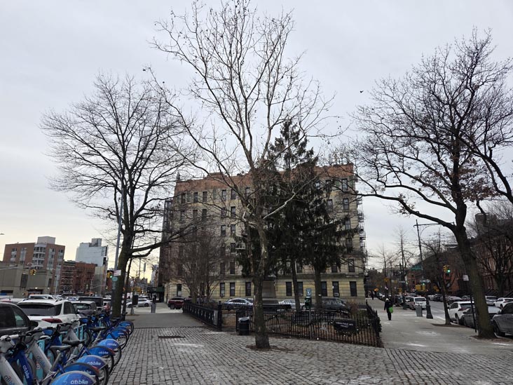 Hancock Park, St. Nicholas Avenue at West 124th Street, Harlem, Manhattan, January 23, 2026