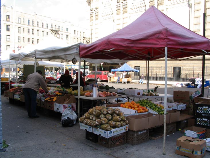 Fruit Stand, 175th Street, Washington Heights, Manhattan