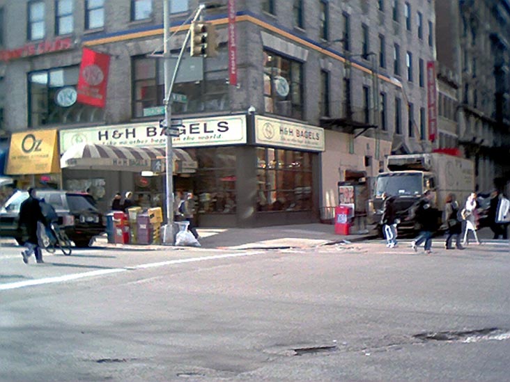 H&H Bagels, 2239 Broadway at 80th Street, Upper West Side, Manhattan