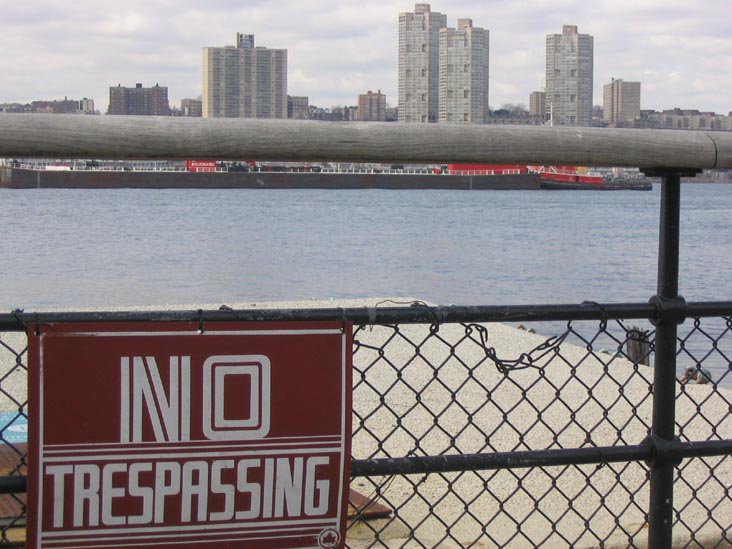 No Trespassing Sign, Riverside Park South, Upper West Side, Manhattan
