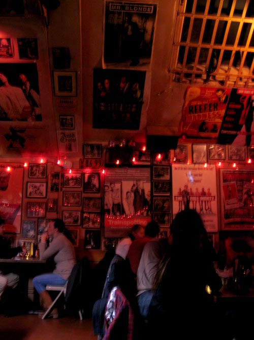 The Stoned Crow, 85 Washington Place, Greenwich Village, Manhattan