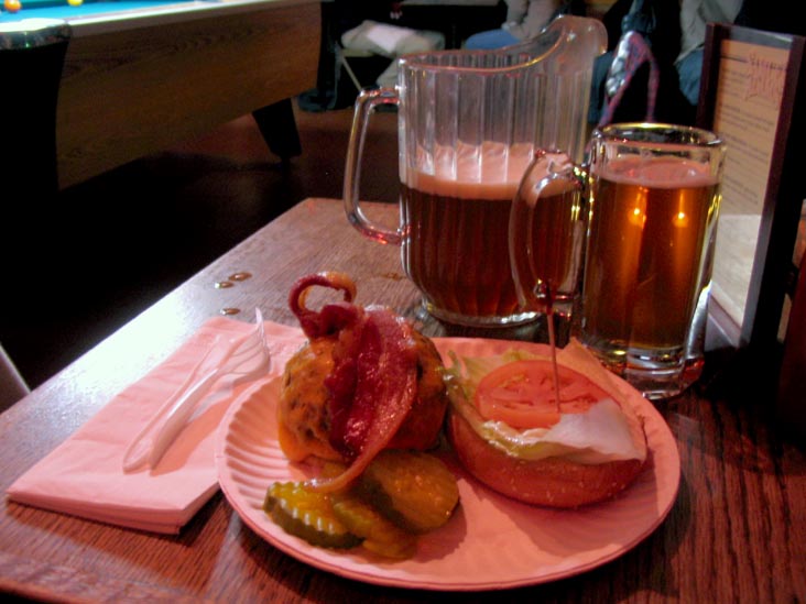 Crow Burger, The Stoned Crow, 85 Washington Place, Greenwich Village, Manhattan