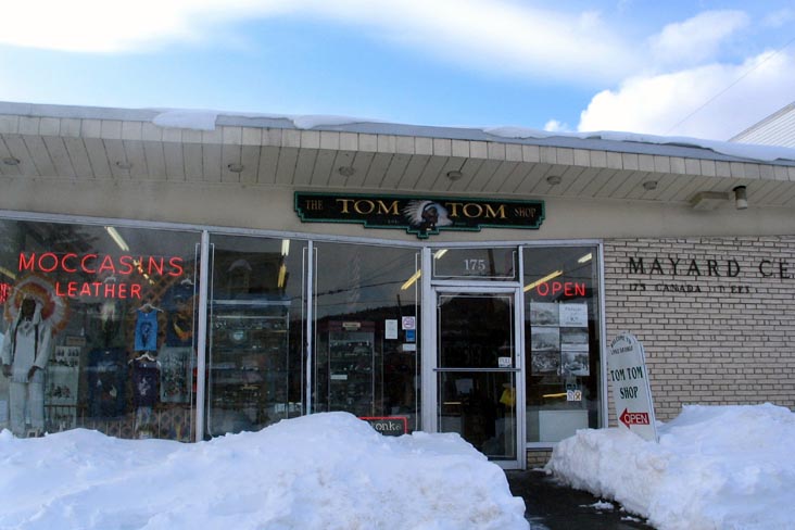 Tom-Tom Shop, 175 Canada Street, Lake George, New York