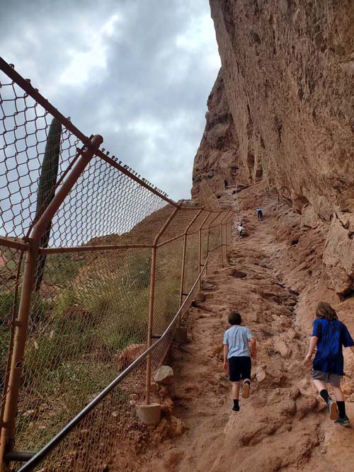 Echo Canyon Trail, Camelback Mountain, Phoenix, Arizona, February 21, 2023