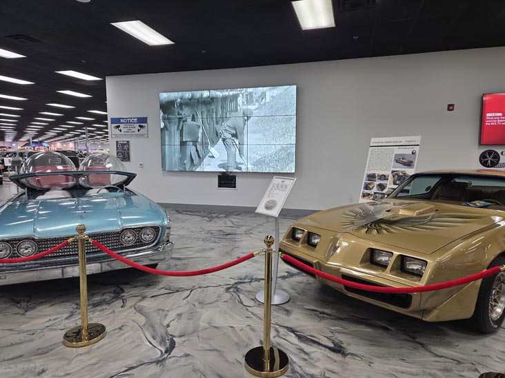 1960 Ford Fairlane Spaceliner Custom Concept Car and Trans Am, Martin Auto Museum, Glendale, Arizona, February 17, 2026
