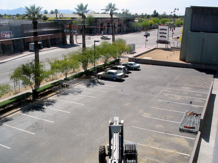Richard and Susan Goldsmith Overlook, Phoenix Art Museum, 1625 North Central Avenue, Phoenix, Arizona, April 1, 2007