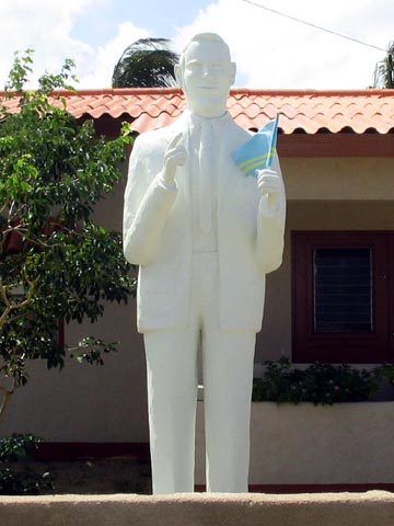 Betico Croes Statue, Savaneta, Aruba