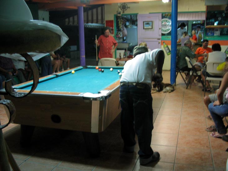 Pool Table, Zeerover (Fisherman's Bar), Savaneta, Aruba
