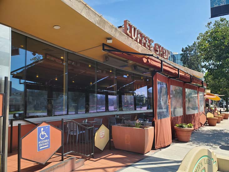 Bob's Big Boy, 4211 West Riverside Drive, Burbank, California, August 3, 2025