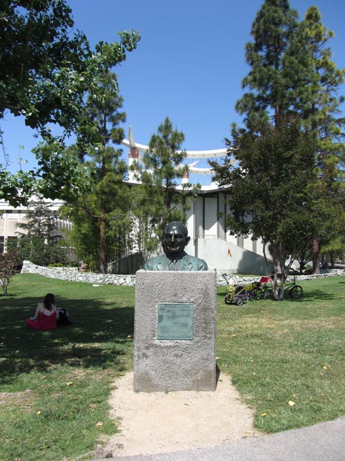 Captain G. Allan Hancock Bust, Hancock Park, Los Angeles, California