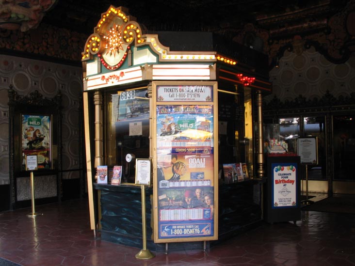 El Capitan Theatre, 6838 Hollywood Boulevard, Hollywood, California