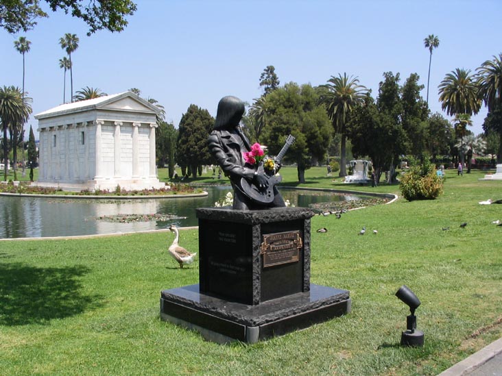 Johnny Ramone Grave, Hollywood Forever Cemetery, 6000 Santa Monica Boulevard, Hollywood, California, May 10, 2006