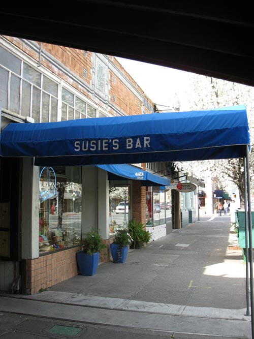Susie's Bar, 1365 Lincoln Avenue, Calistoga, California