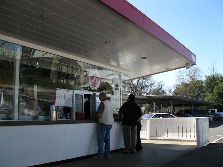 Taylor's Automatic Refresher, 933 Main Street, St. Helena, California, March 10, 2010