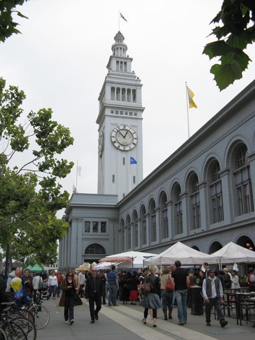 Farmers Market, Ferry Building, The Embarcadero, San Francisco, California