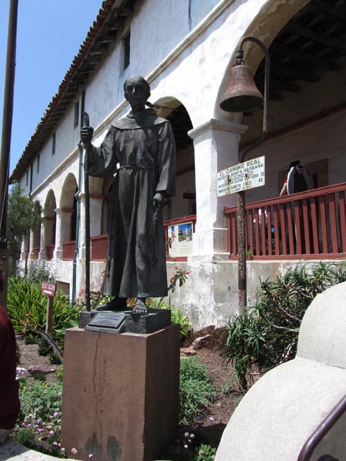 Junípero Serra Statue, Mission Santa Barbara, Santa Barbara, California