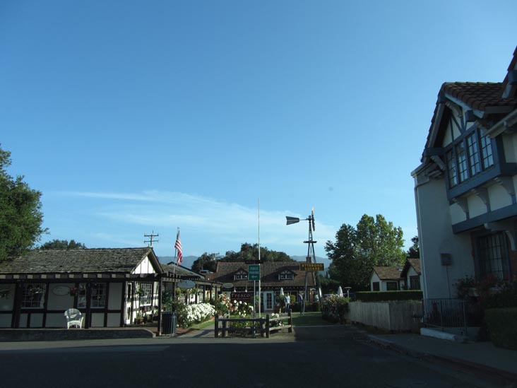 Atterdag Square, Solvang, California