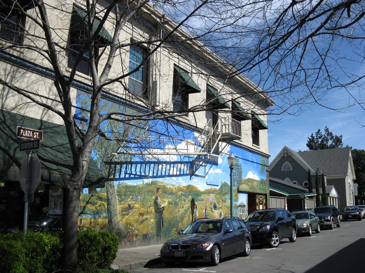 Healdsburg Plaza, Healdsburg, California