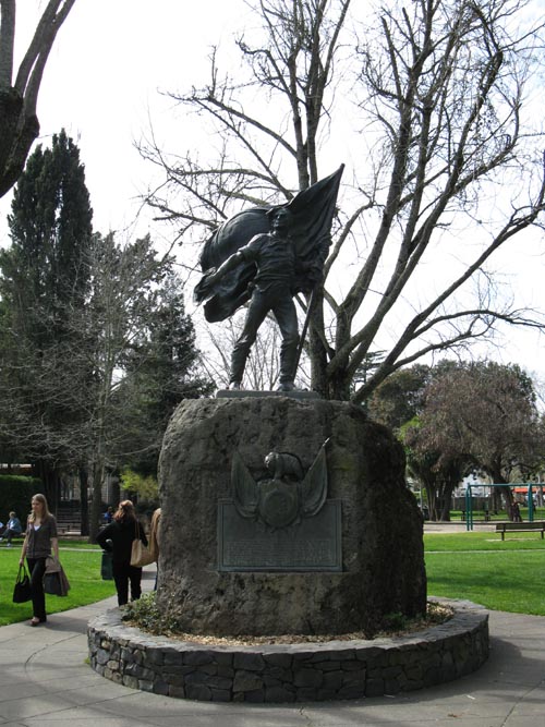 Bear Flag Revolt Monument, Sonoma Plaza, Sonoma, California