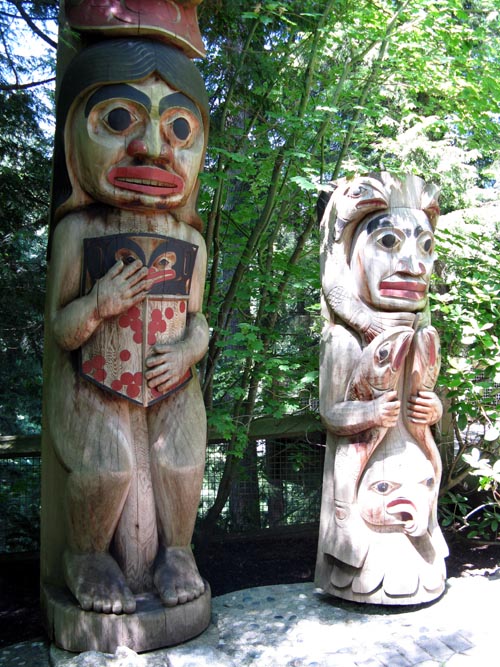 Totem Poles, Totem Park, Capilano Suspension Bridge, North Vancouver, BC, Canada