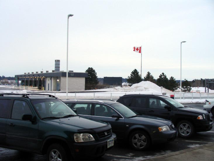 U.S.-Canadian Border, IGL Duty Free, Junction Rte. 15 and 87, St. Bernard de Lacolle, Québec, Canada