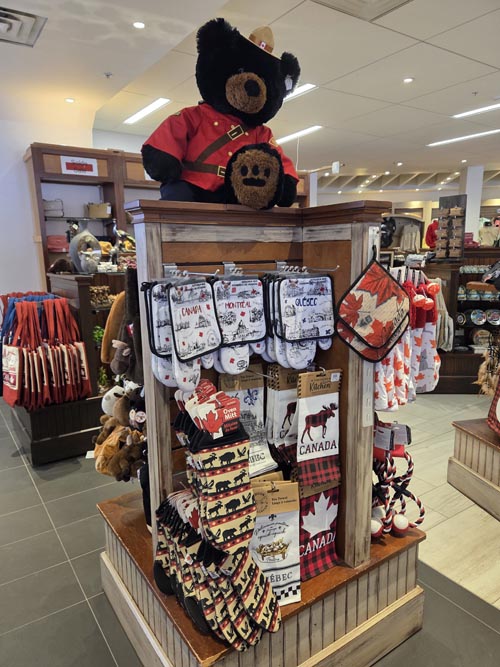 IGL Duty Free, Saint-Bernard-de-Lacolle, Qu&eacute;bec, Canada, April 8, 2026