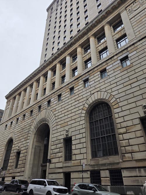 Royal Bank Tower, 360 Rue Saint-Jacques, Montr&eacute;al, Canada, April 5, 2026