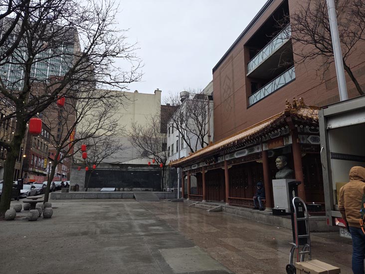 Place Sun-Yat-Sen, Rue Clark at Rue De la Gaucheti&egrave;re, Montr&eacute;al, Canada, April 5, 2026