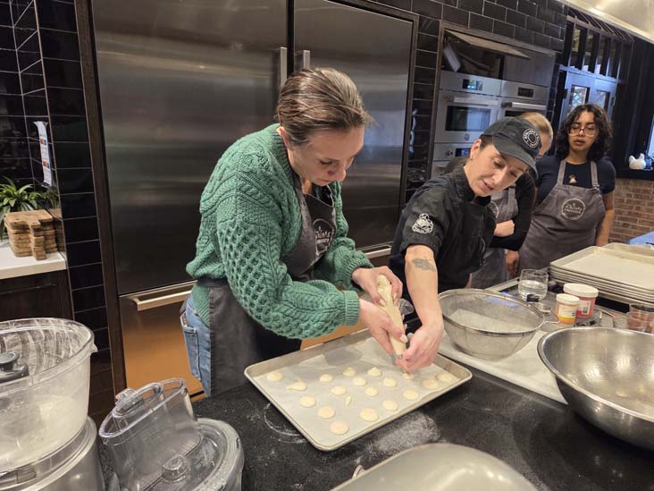 Ateliers & Saveurs Macarons Class, Montr&eacute;al, Canada, April 4, 2026