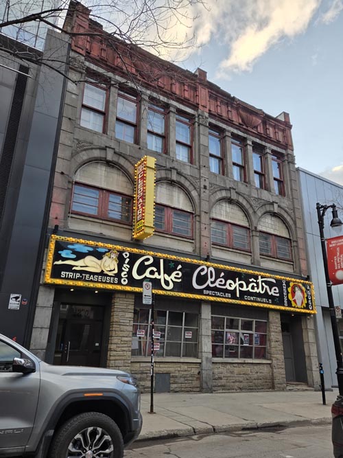 Caf&eacute; Cl&eacute;opatra, 1230 Boulevard Saint-Laurent, Montr&eacute;al, Canada, April 6, 2026