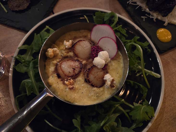 P&eacute;toncles/Scallops, Caribou Gourmand, Montr&eacute;al, Canada, April 4, 2026