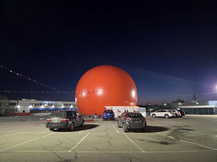 Gibeau Orange Julep, 7700 Boulevard D&eacute;carie, Montr&eacute;al, Canada, April 7, 2026